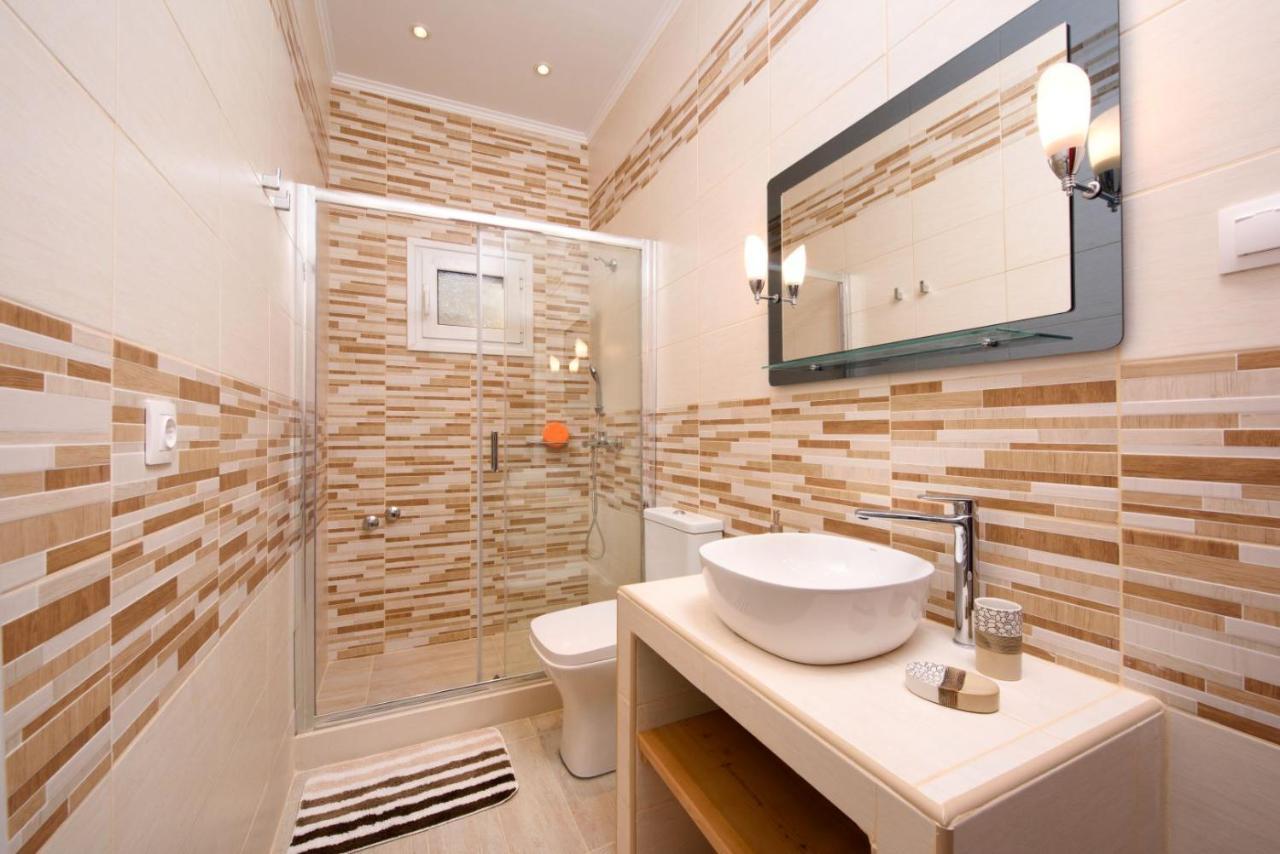 Achilleion Holiday Home בית נופש *